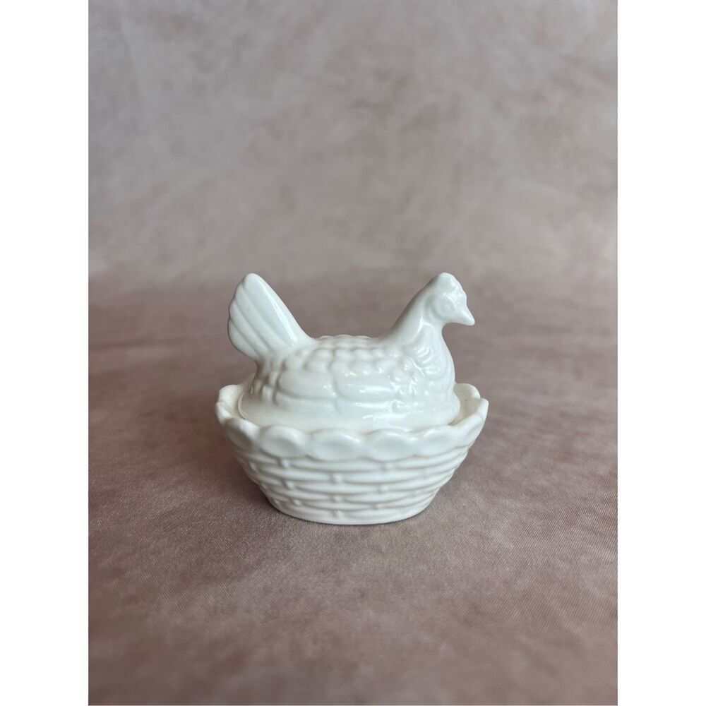 Vintage Ceramic 1970s Salt Chick Hen on Nest